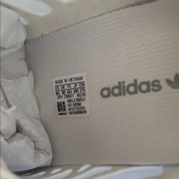 Yeezy Boost 350 ‘Mono Ice’ - Picture 5 of 7